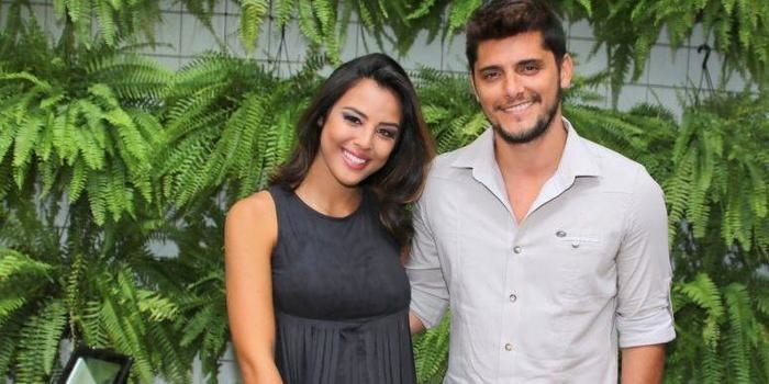 Yanna Lavigne desiste de chá de bebê após indireta a Bruno Gissoni
