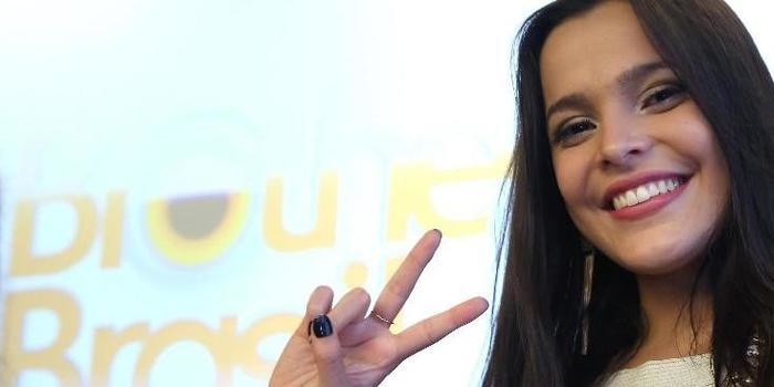 Tia detona ex-BBB Emilly Araújo em entrevista: "Só pensa nela"