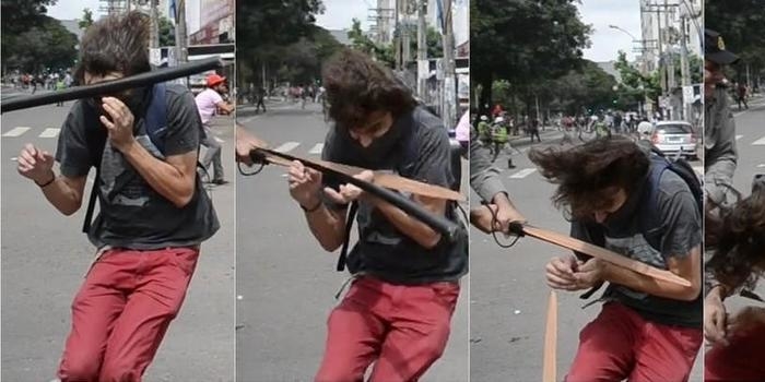 Estudante agredido em protesto está com pneumonia, diz hospital