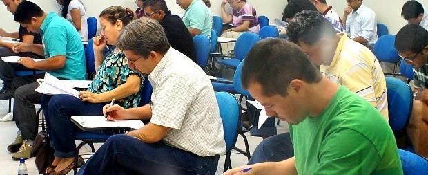UFPA retifica processo seletivo com salários de até R$ 9 mil