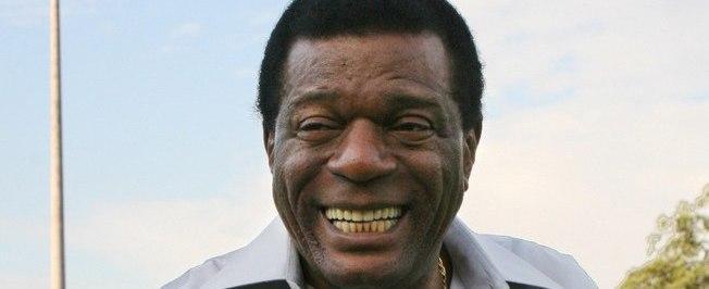 Morre o sambista Almir Guineto, aos 70 anos, no Rio