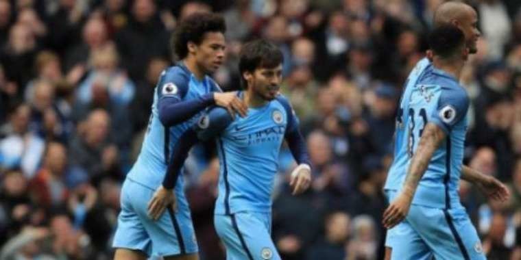 Manchester City goleia com excelente atuação de Gabriel Jesus