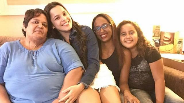 Emilly Araújo se encontrou com fã