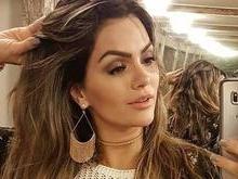 Kelly Key surpreende os fãs com corpo magrinho após ser mãe