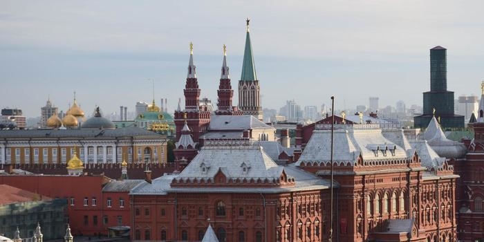 Homem mata duas pessoas e fere outras três na região de Moscou
