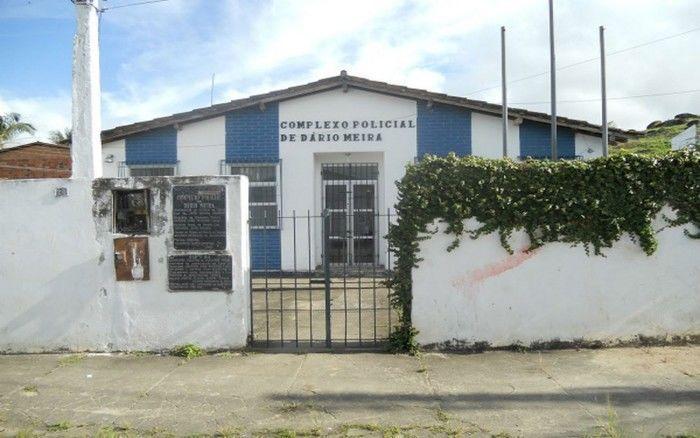 Motociclista que era ajudado pela vítima foi preso após ser liberado do hospital (Crédito: Reprodução)