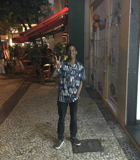 Polícia prende pai e filho, suspeitos de matar ator no RJ