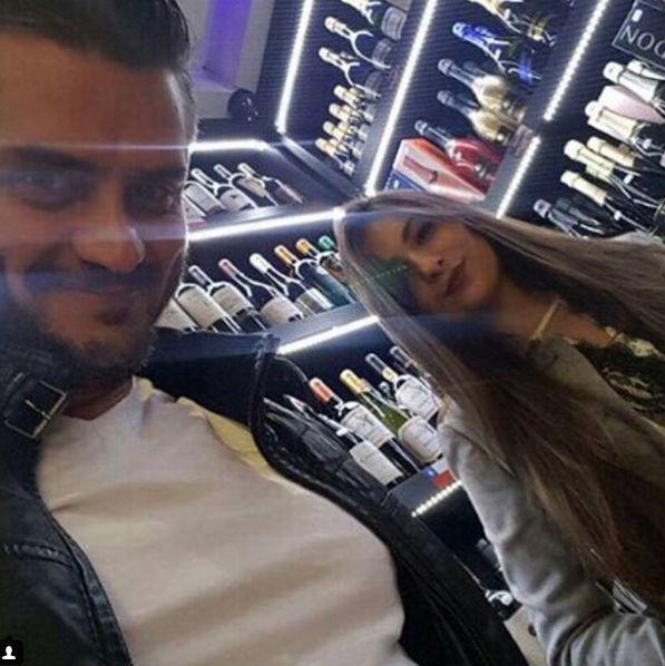 Ex-BBB Marcos assume romance com estudante e fãs vão a loucura