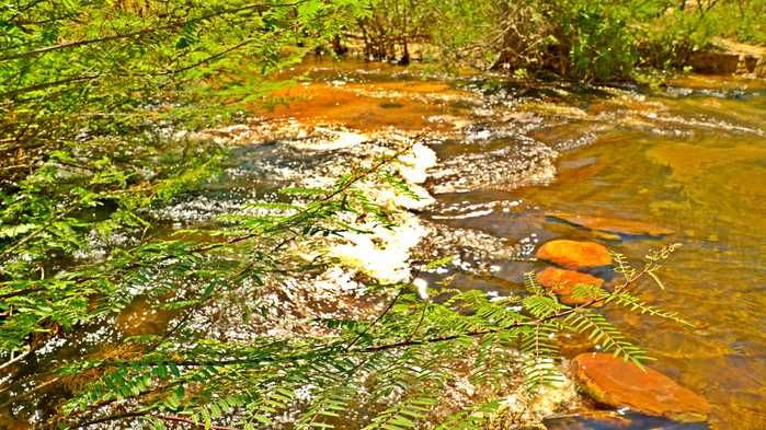 Rio Macambira, afluente do rio Poti, na região do Canyon. (Crédito: Alcidefilho)