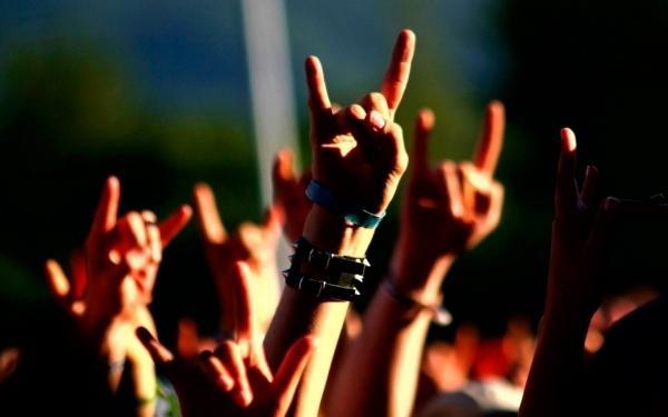 Ouvir Heavy Metal acalma os ânimos, diz pesquisa (Crédito: Getty)
