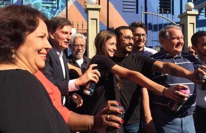Crivella inaugurou o projeto Rio Big Walls, que valoriza os espaços urbanos da cidade