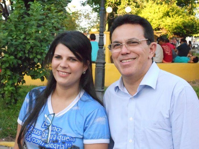 Prefeita Aldara Pinto e o deputado estadual Zé Santana participam do encerramento dos Festejos de Jerumenha