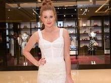 Marina Ruy Barbosa usa brincos de R$ 57.500 para evento em SP