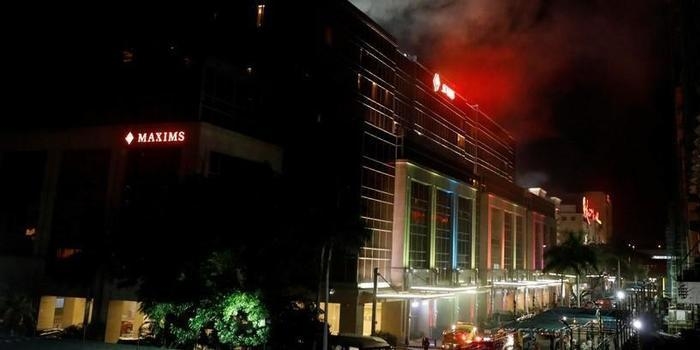 Ataque a cassino nas Filipinas deixa mais de 30 mortos