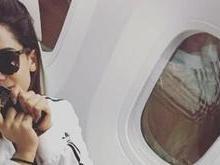 Anitta acorda cedo para viajar e promete surpresa; entenda