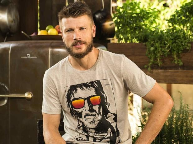 Rodrigo Hilbert é intimado a prestar depoimento à polícia no Rio
