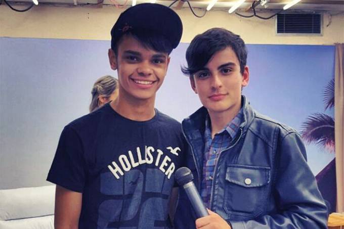 Robert Oliveira e Dudu Camargo