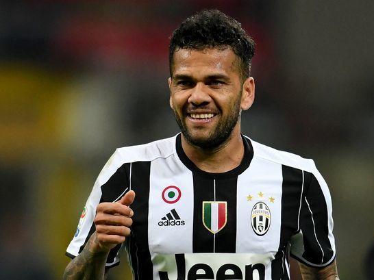 Dirigente da Juventus confirma a saída de Daniel Alves
