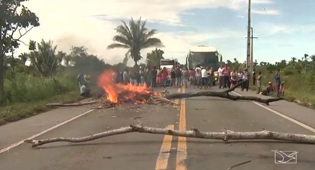 Índios interditam BR-316 em Bom Jardim (Crédito: Reprodução)