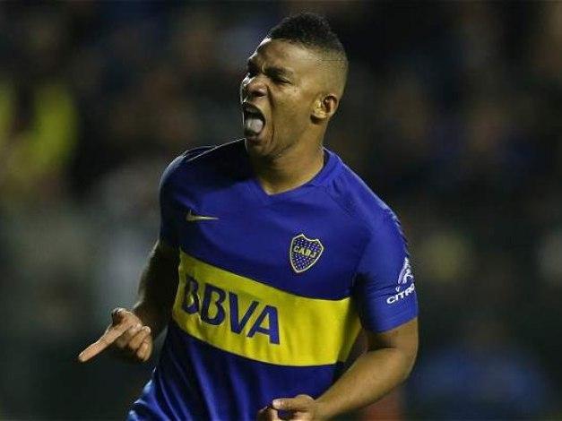 Flamengo sonda lateral do Boca Juniors para o lugar de Trauco