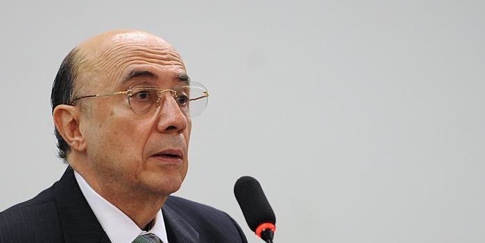 Governo estuda utilizar FGTS no lugar do seguro-desemprego