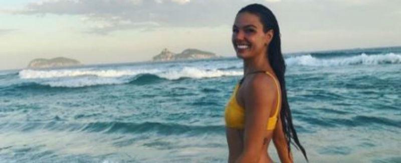 Isis aparece de perfil em foto do namorado: "Amado paparazzi"