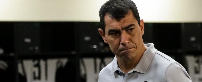 Carille diz confiar em diretoria sobre possível desmanche no Timão