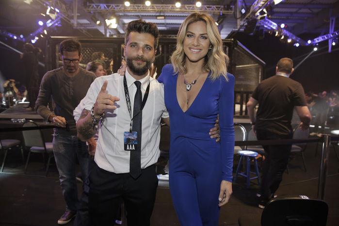 Bruno Gagliasso explica saída de evento por causa de Bolsonaro