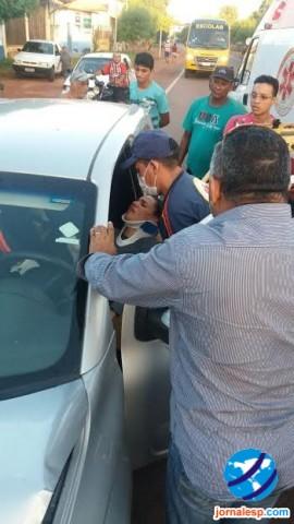Psicóloga fica gravemente ferida após colidir com ônibus em BR