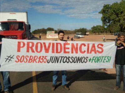 SOS BR 135: Rodovia é bloqueada em Redenção do Gurguéia