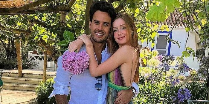 Marina Ruy Barbosa comemora aniversário com o noivo em Portugal