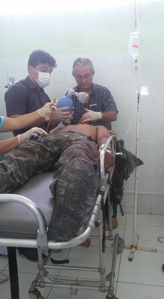 Vítimas receberam os primeiros atendimentos no hospital de Barras (Crédito: Reprodução)