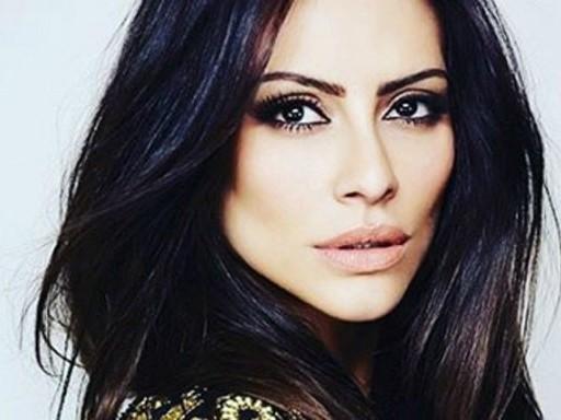 Cleo Pires revela em entrevista que já enviou nudes e fez sexo a 3