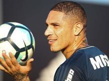 Flamengo intensifica conversas para renovar com Guerrero