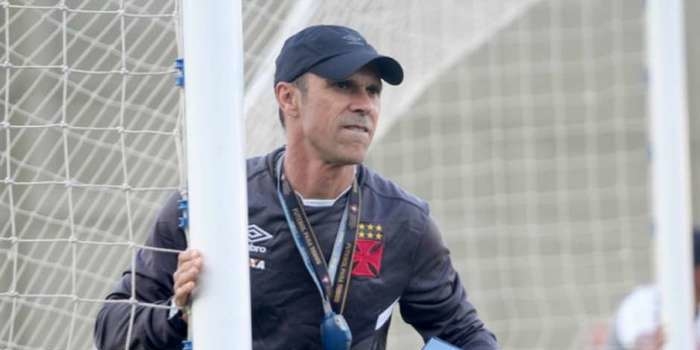 Vasco não perde força se ficar longe da Colina, diz treinador