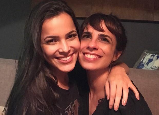 Emilly Araújo e Maria Ribeiro