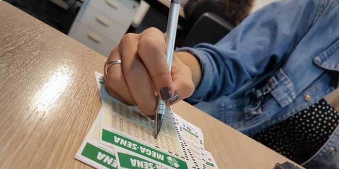 Mega-Sena poderá pagar prêmio de R$ 45 milhões neste sábado