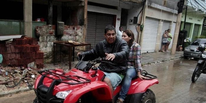 Zeca Pagodinho sofre acidente com quadriciclo no Rio de Janeiro