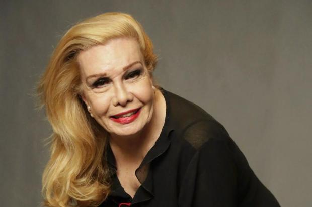 Internada há quatro dias, Rogéria apresenta melhora
