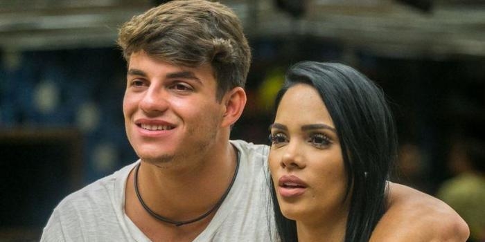 Ex-BBBs Antonio e Mayara Motti ficaram após festa de Luiz Felipe