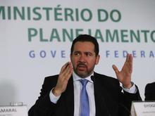 Ministro prevê teto de gastos 'incompatível' até 2020 sem reforma