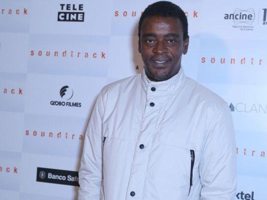 Cantor Seu Jorge é alvo de racismo em vídeo ao vivo no Instagram