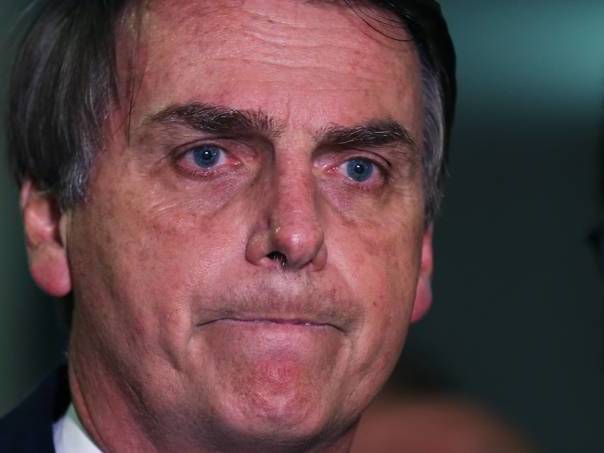 Internautas marcam evento para despedida de Bolsonaro do Brasil