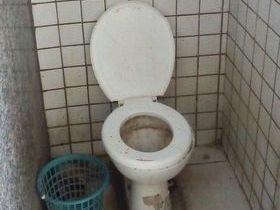 Populares encontram feto dentro de banheiro de rodoviária no Piauí
