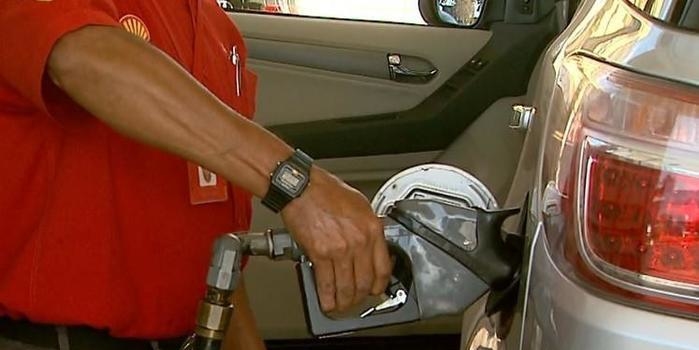 Reajuste dos combustíveis vai deixar luz mais cara, prevê Aneel