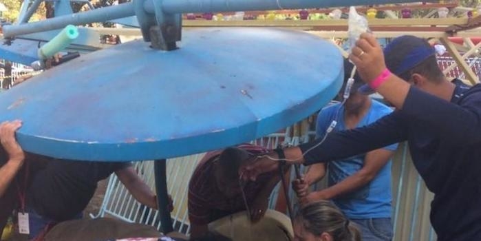 Vídeo mostra momento do acidente em brinquedo de parque em Goiânia