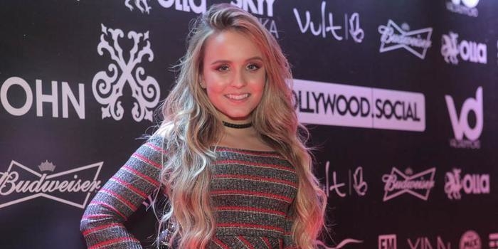 Larissa Manoela é mal vista nos bastidores do SBT