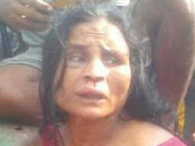 Mulher é linchada e morta em praça após ser acusada de sequestro
