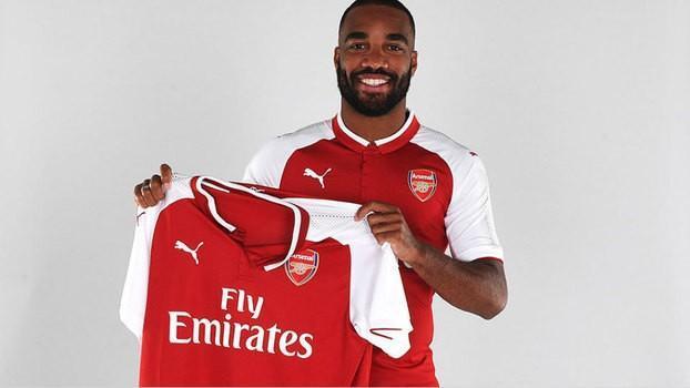 Alexandre Lacazette, ex-Lyon, é a nova contratação do Arsenal (Crédito: Getty)