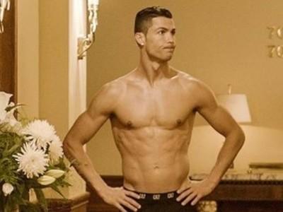 Cristiano Ronaldo recebe R$ 1,5 mi por cada foto no Instagram